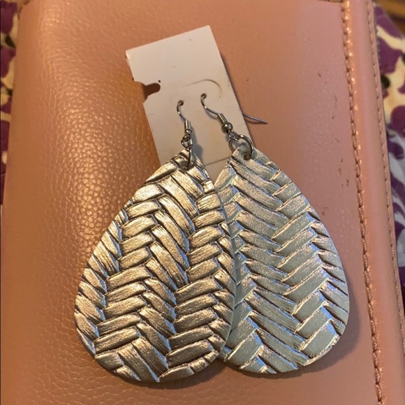 NWOT’s silver vegan leather earrings - Picture 1 of 2